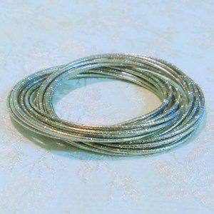 Vintage Interlinked Silver Tone Diamond Cut Bangle